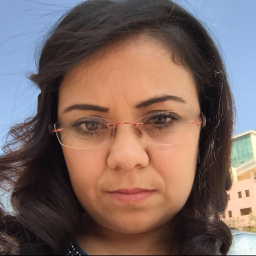 الصورة الرمزية ل مريم علي عثماني