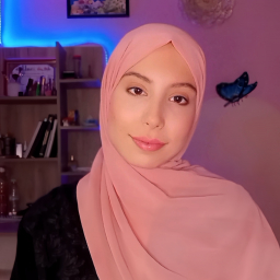 الصورة الرمزية ل Zaineb Zaineb Kharoubi